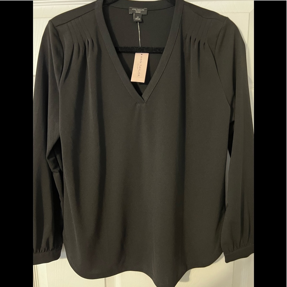 NWT Ann Taylor Petite Top Sz M